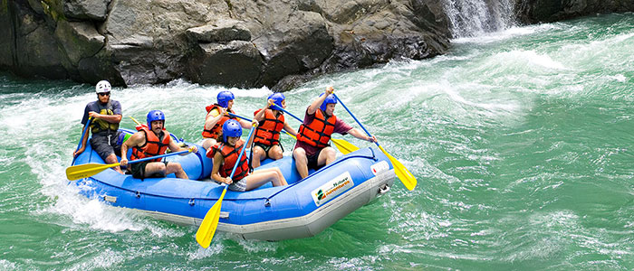 Pacuare Whitewater Rafting  Class III-IV