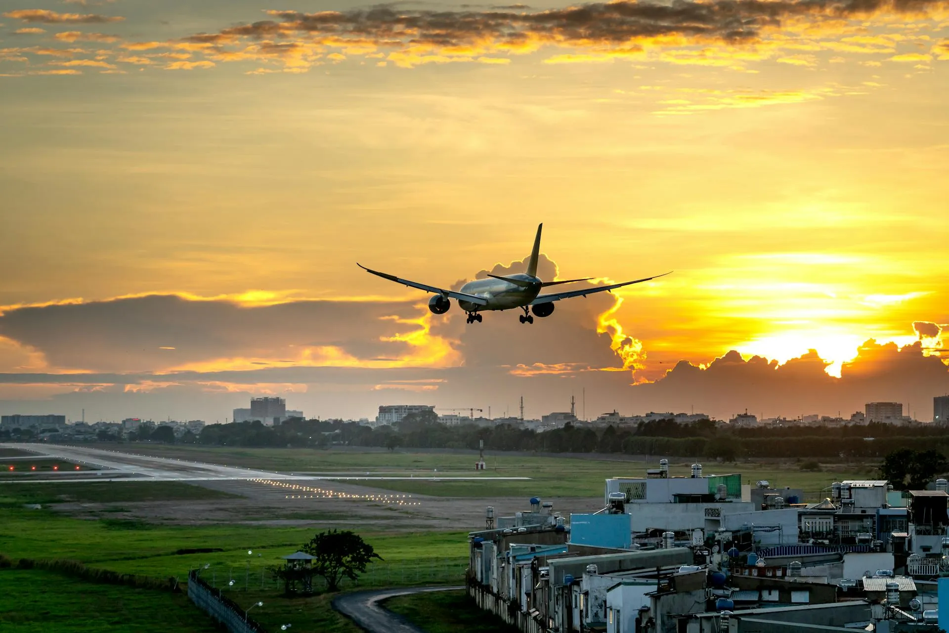 A small domestic aircraft over the Costa Rican landscape